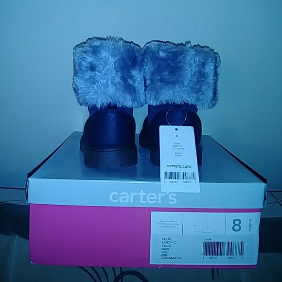 #538NWT Carters boys winter boots. Size:8 - Picture 4 of 6
